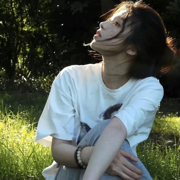 薇拉与伊娃